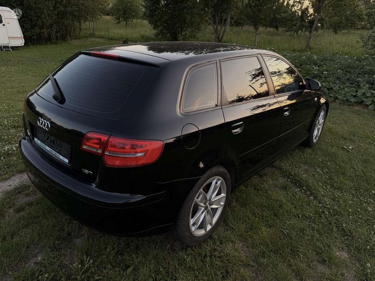 Audi A3, 1.8 l., hatchback