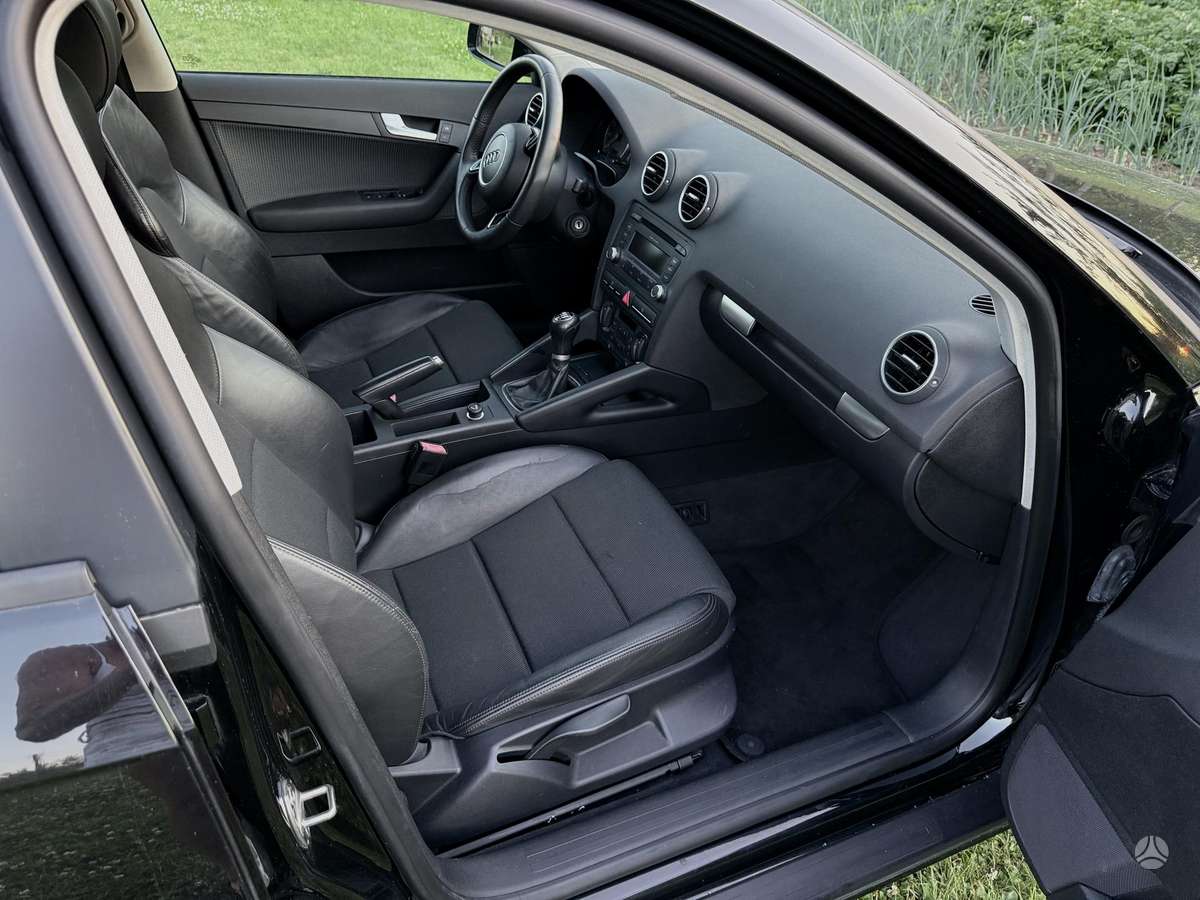 Audi A3, 1.8 l., Хэтчбек