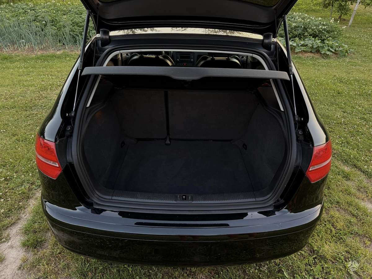 Audi A3, 1.8 l., Хэтчбек