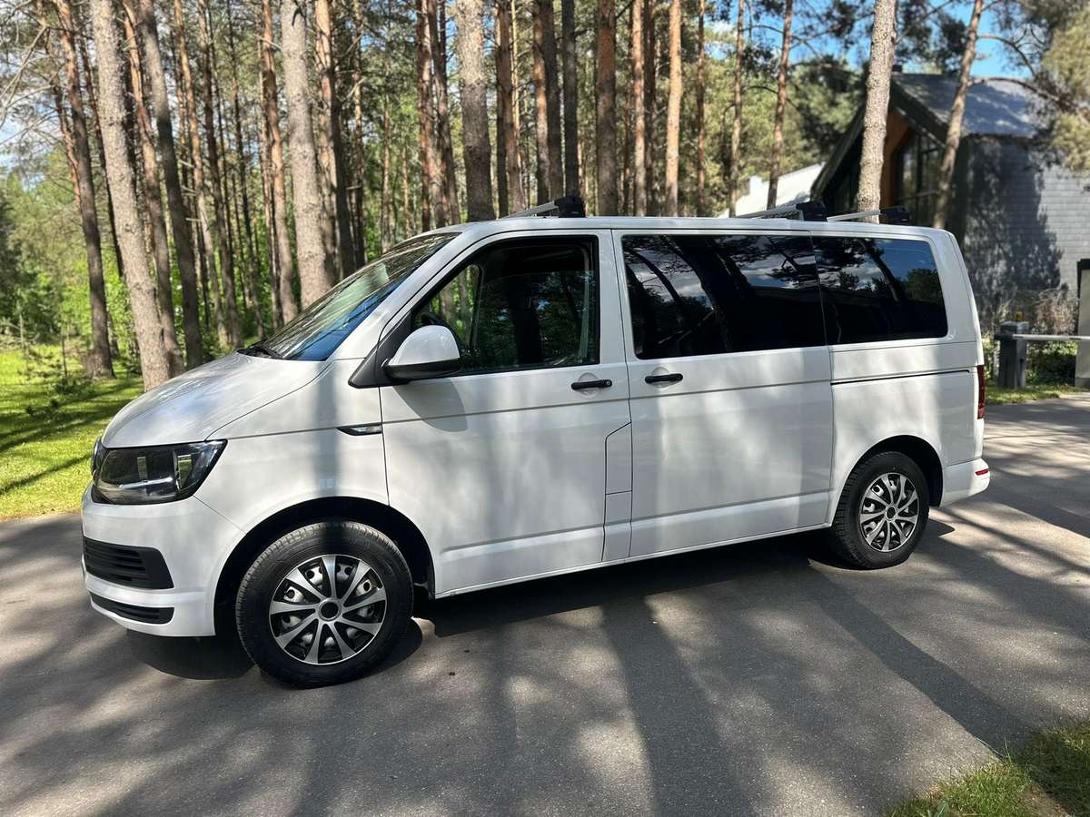 Volkswagen Transporter - 4