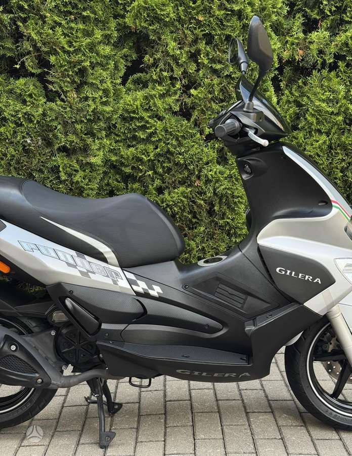 Gilera Runner 49cc, scooters / mopeds