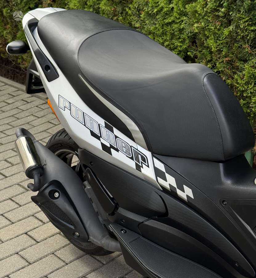 Gilera Runner 49cc, scooters / mopeds