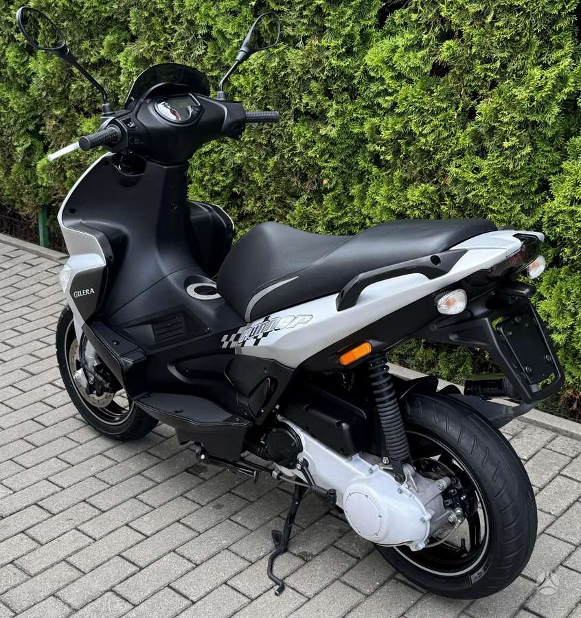 Gilera Runner 49cc, scooters / mopeds