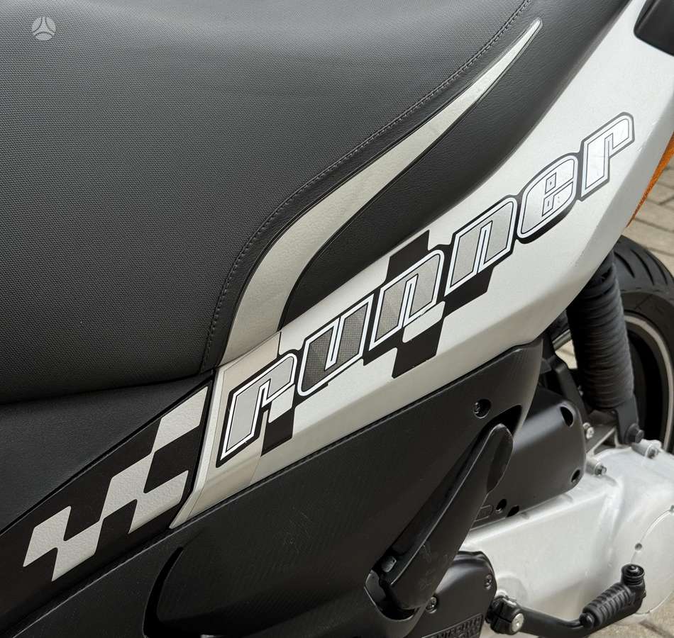 Gilera Runner 49cc, мотороллеры / мопеды