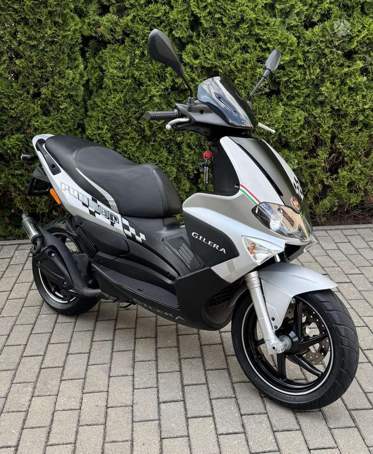 Gilera Runner 49cc, scooters / mopeds