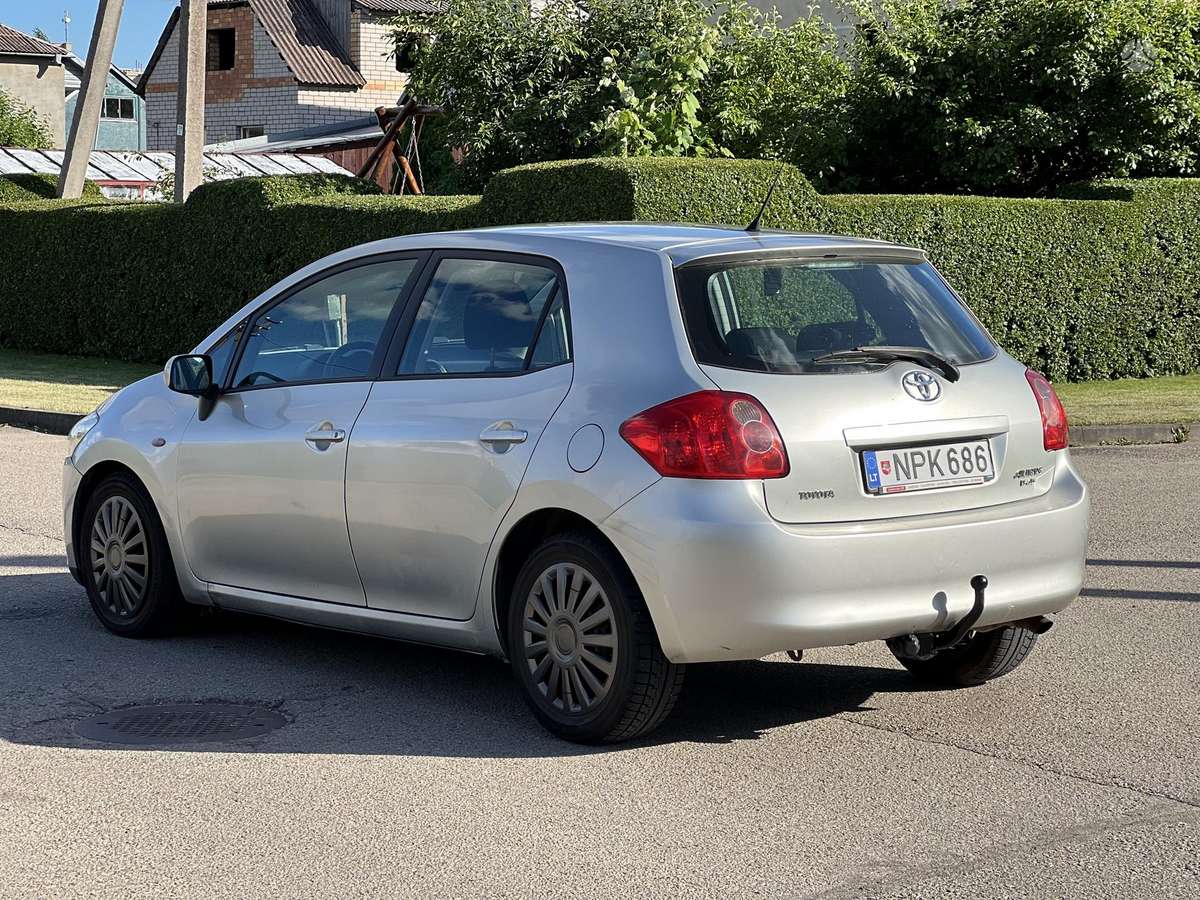 Toyota Auris - 5