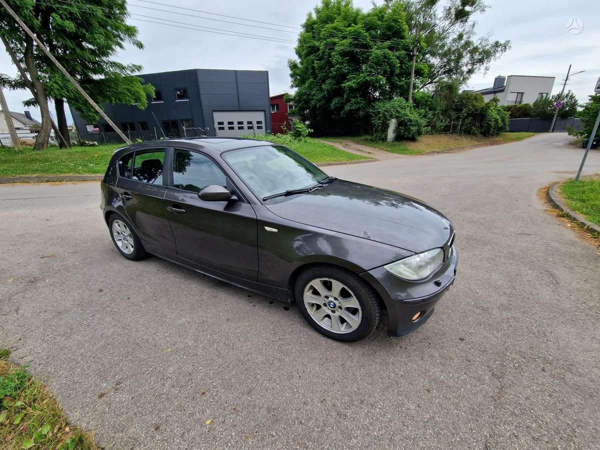BMW 120, 2.0 l., Хэтчбек