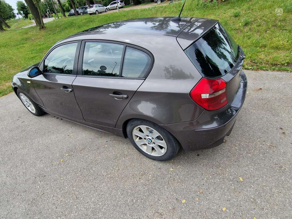 BMW 120, 2.0 l., Хэтчбек