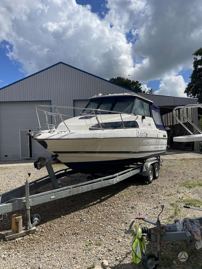 Bayliner 2252 Ciera, yachts / cruisers