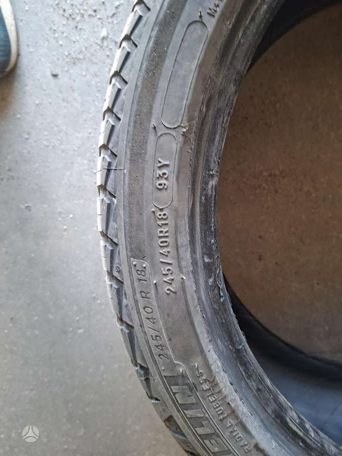 Michelin, universalios 245/40 R18