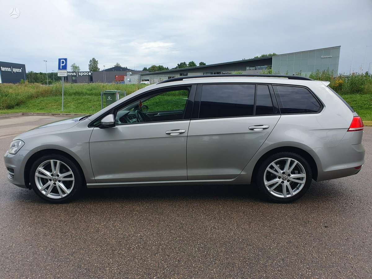 Volkswagen Golf - 7