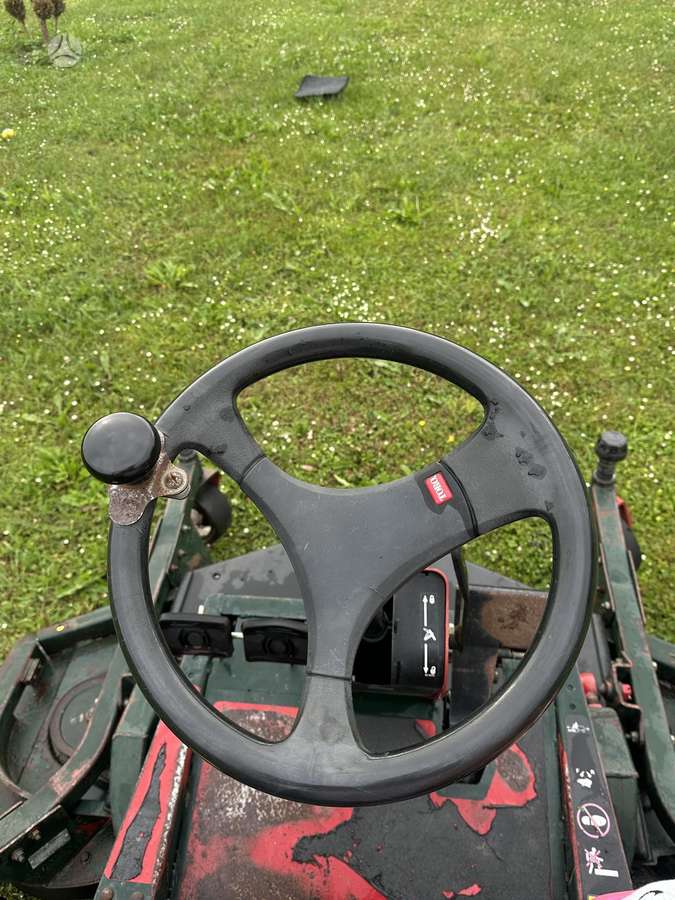 TORO Toro, sodo traktoriai