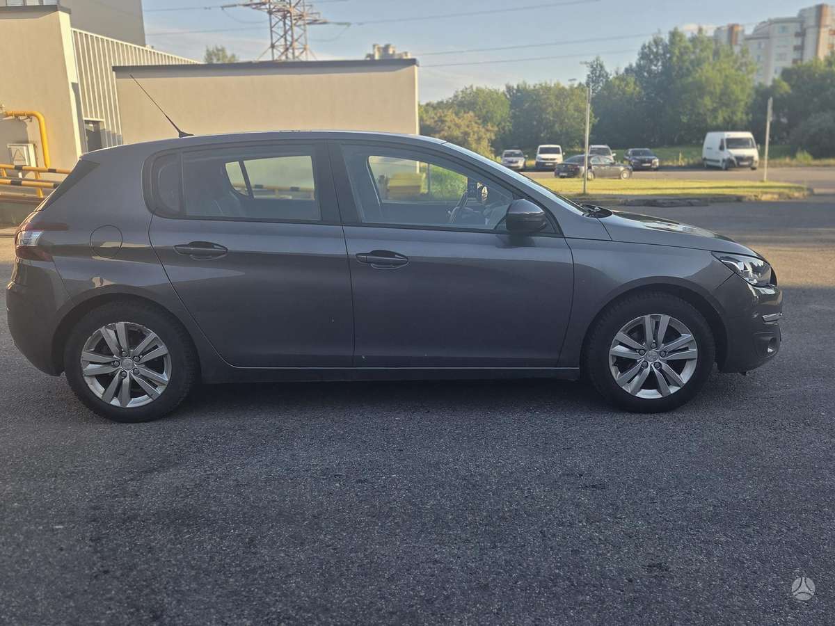 Peugeot 308 - 4