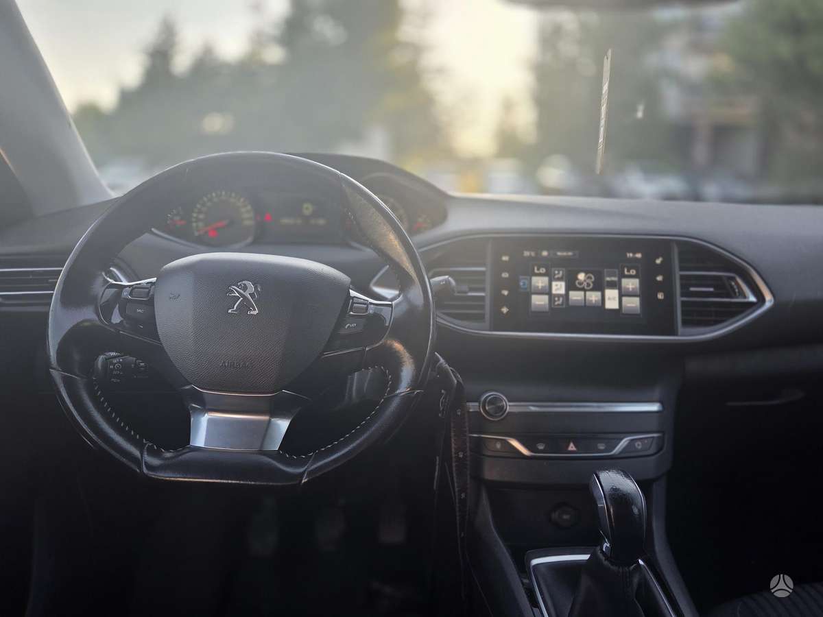 Peugeot 308 - 9