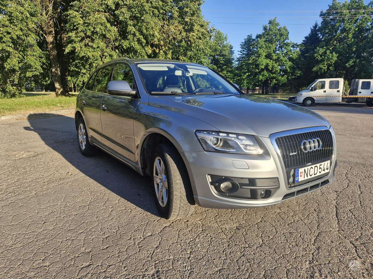 Audi Q5, 3.0 l., Минивэн