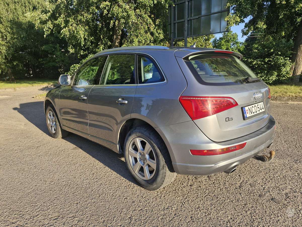 Audi Q5, 3.0 l., Минивэн