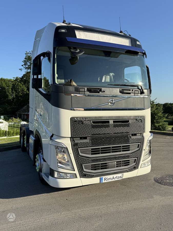 Volvo Fh500, single sleeper
