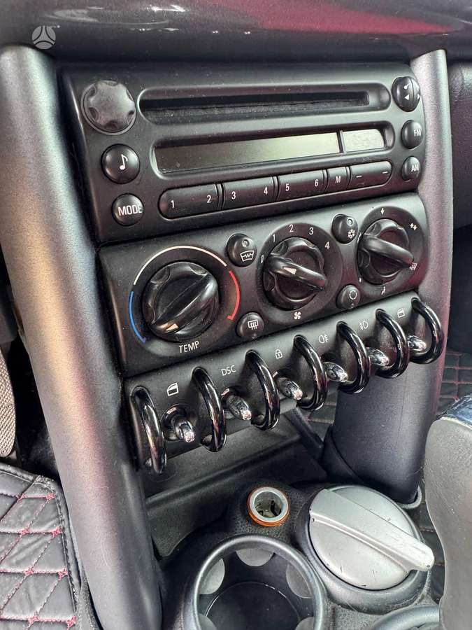 Mini Cooper, 1.6 l., hatchback
