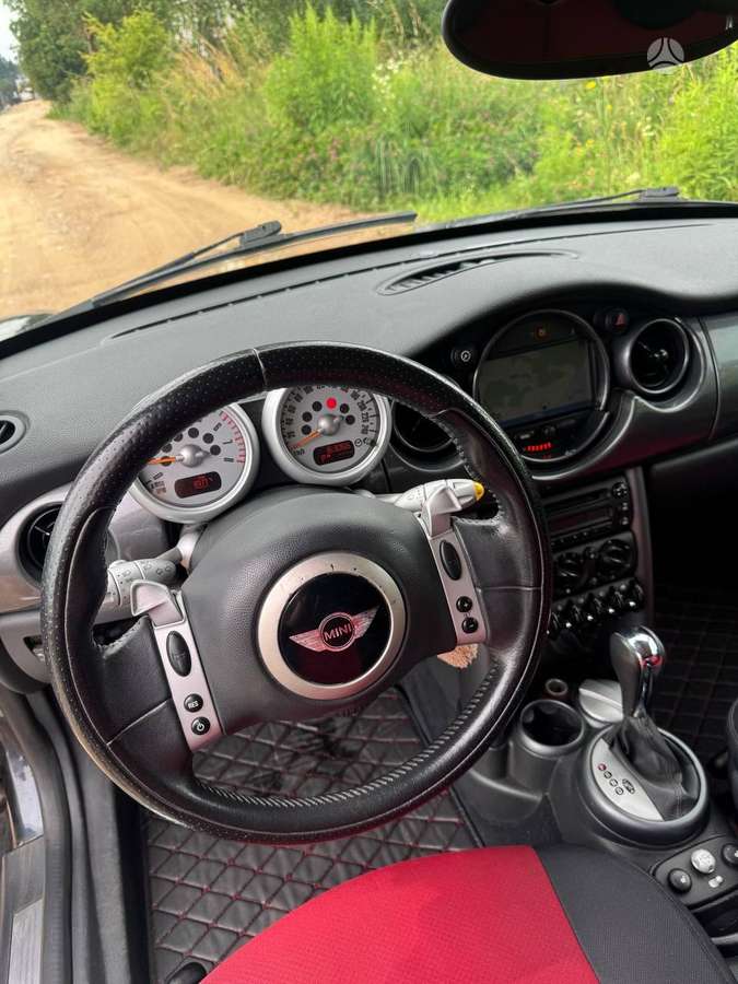 Mini Cooper, 1.6 l., hatchback