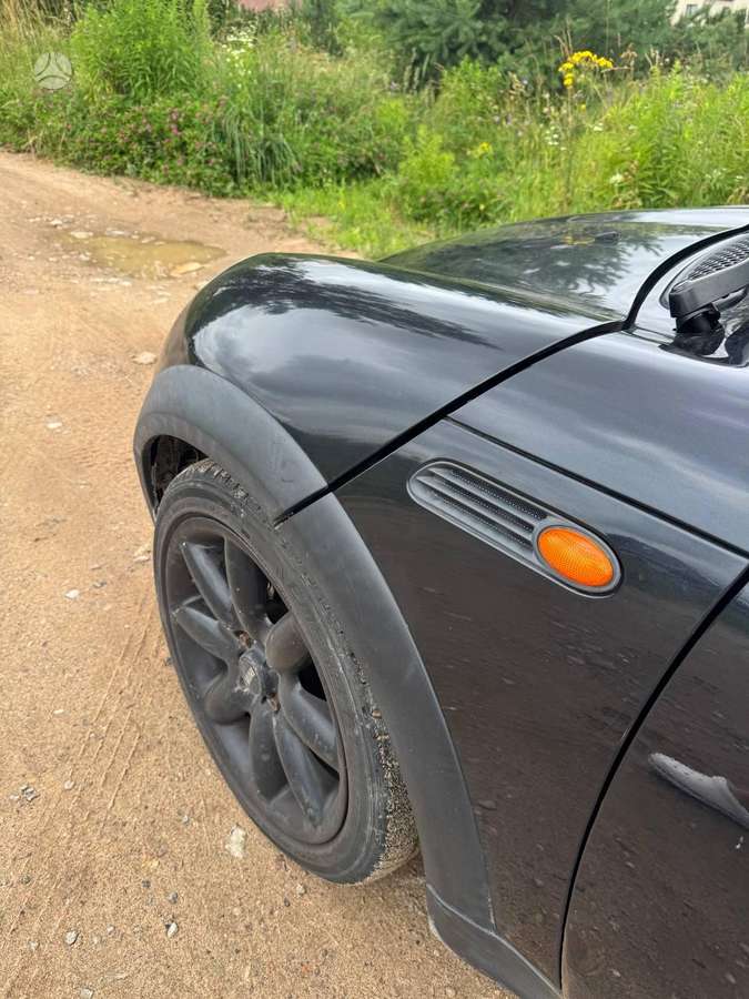 Mini Cooper, 1.6 l., hatchback