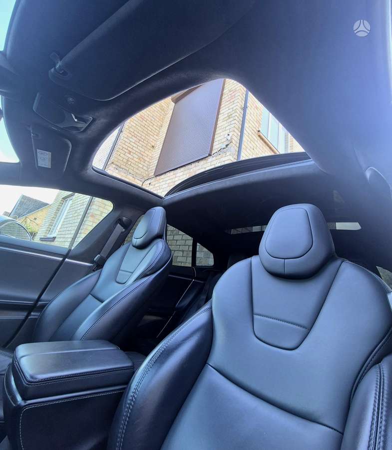 Tesla Model S, 75 кВт·ч, Седан
