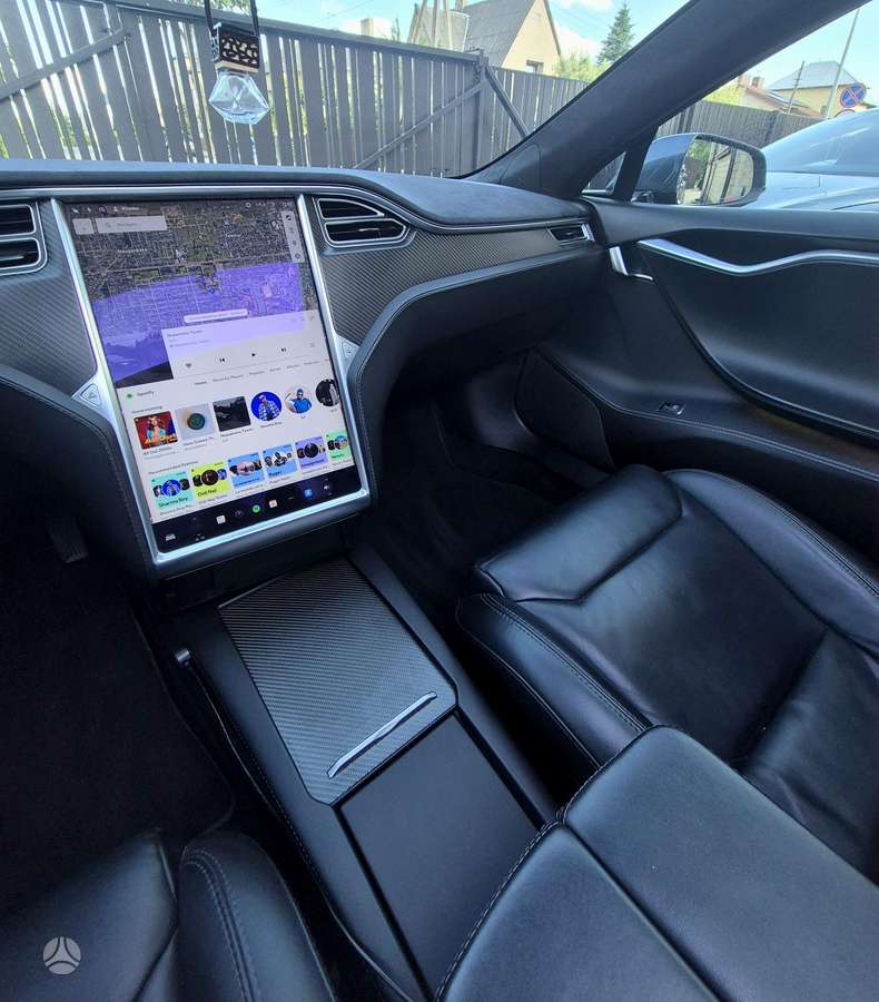 Tesla Model S, 75 кВт·ч, Седан