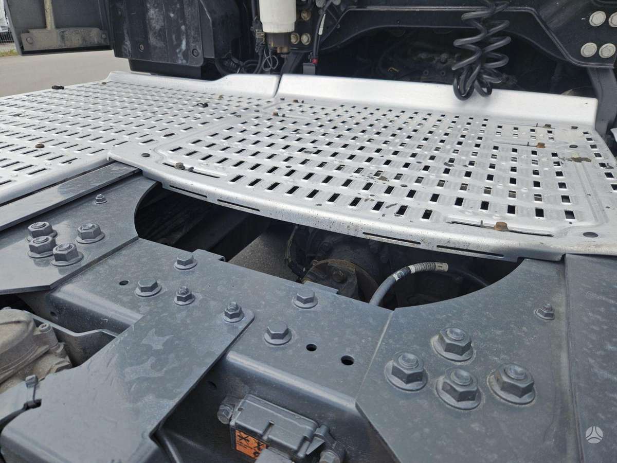 DAF XF 480 FT SC, 2 miegamosios vietos