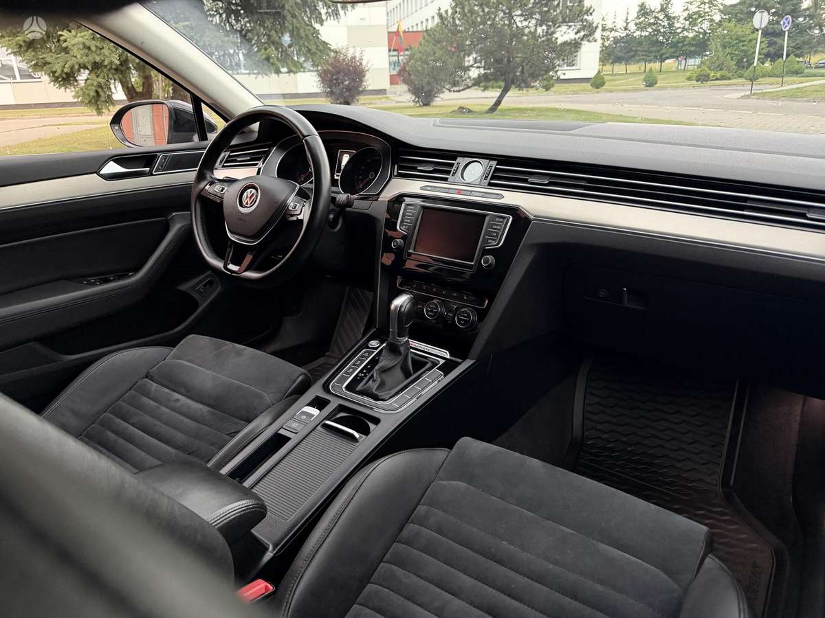 Volkswagen Passat, 2.0 l., Универсал