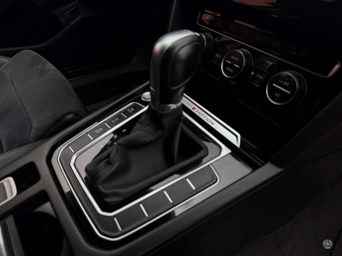 Volkswagen Passat, 2.0 l., Универсал