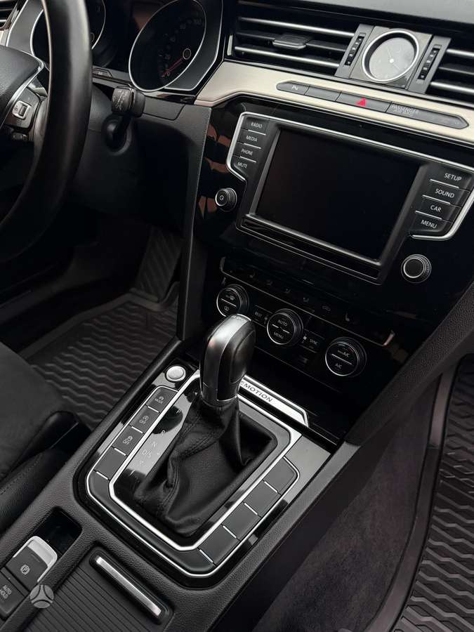 Volkswagen Passat, 2.0 l., Универсал