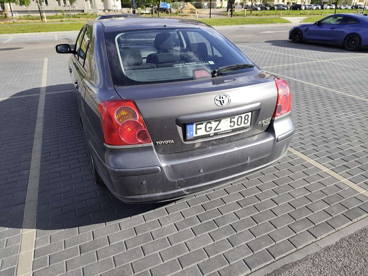 Toyota Avensis - 3