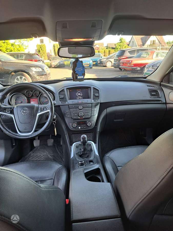 Opel Insignia, 2.0 l., hatchback