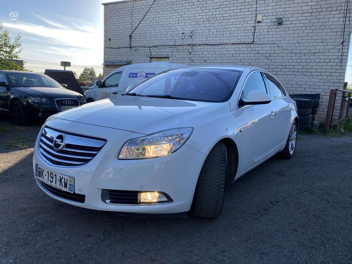 Opel Insignia, 2.0 l., hatchback