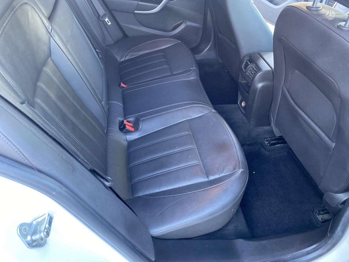 Opel Insignia, 2.0 l., hatchback