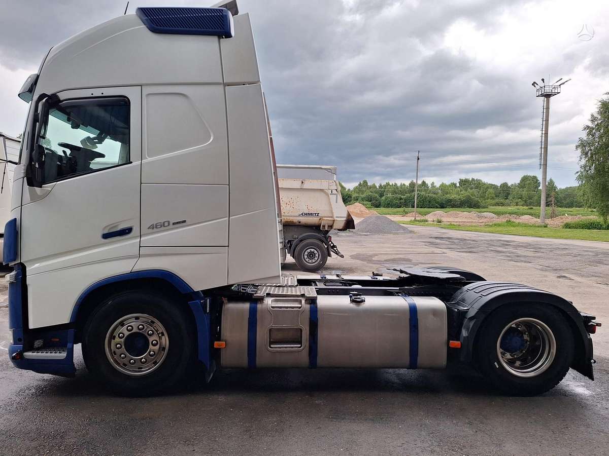 Volvo FH460 2 tank, double sleeper
