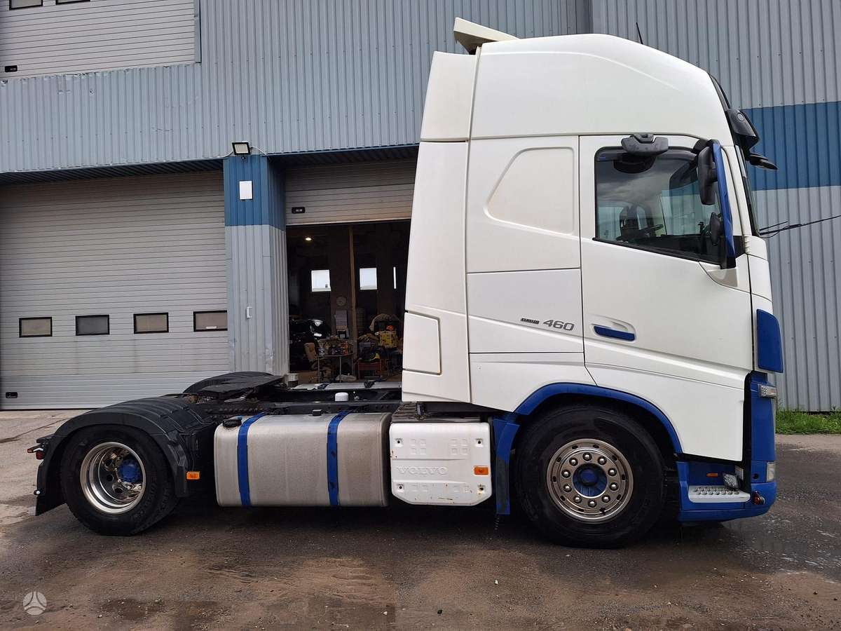 Volvo FH460 2 tank, double sleeper