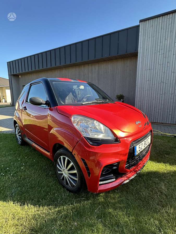 Ligier JS50, 0.5 l., hatchback