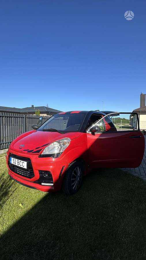 Ligier JS50, 0.5 l., hatchback