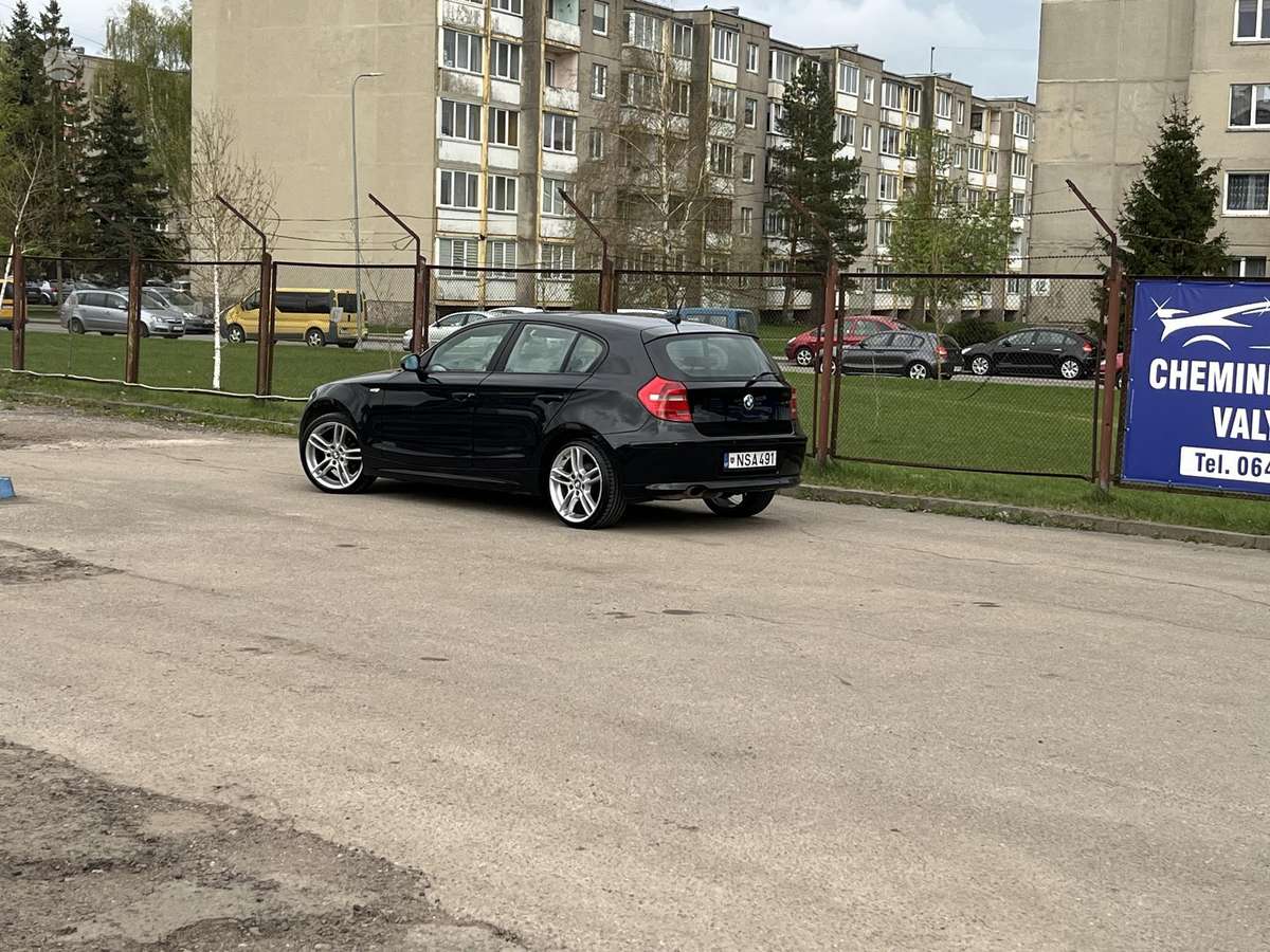 BMW 116, 1.6 l., hatchback