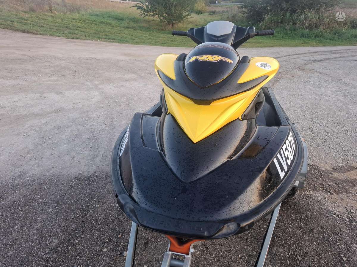 Sea-Doo Rxp215, jet skis