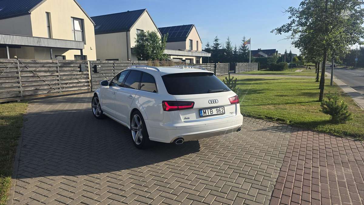 Audi A6 allroad, 3.0 l., Универсал