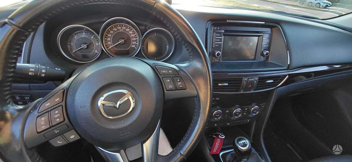 Mazda 6, 2.2 l., universalas