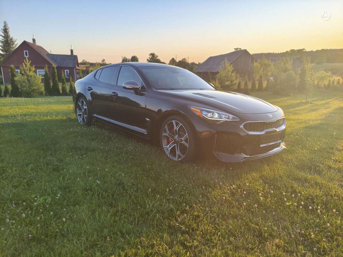 Kia Stinger, 3.3 l., Хэтчбек