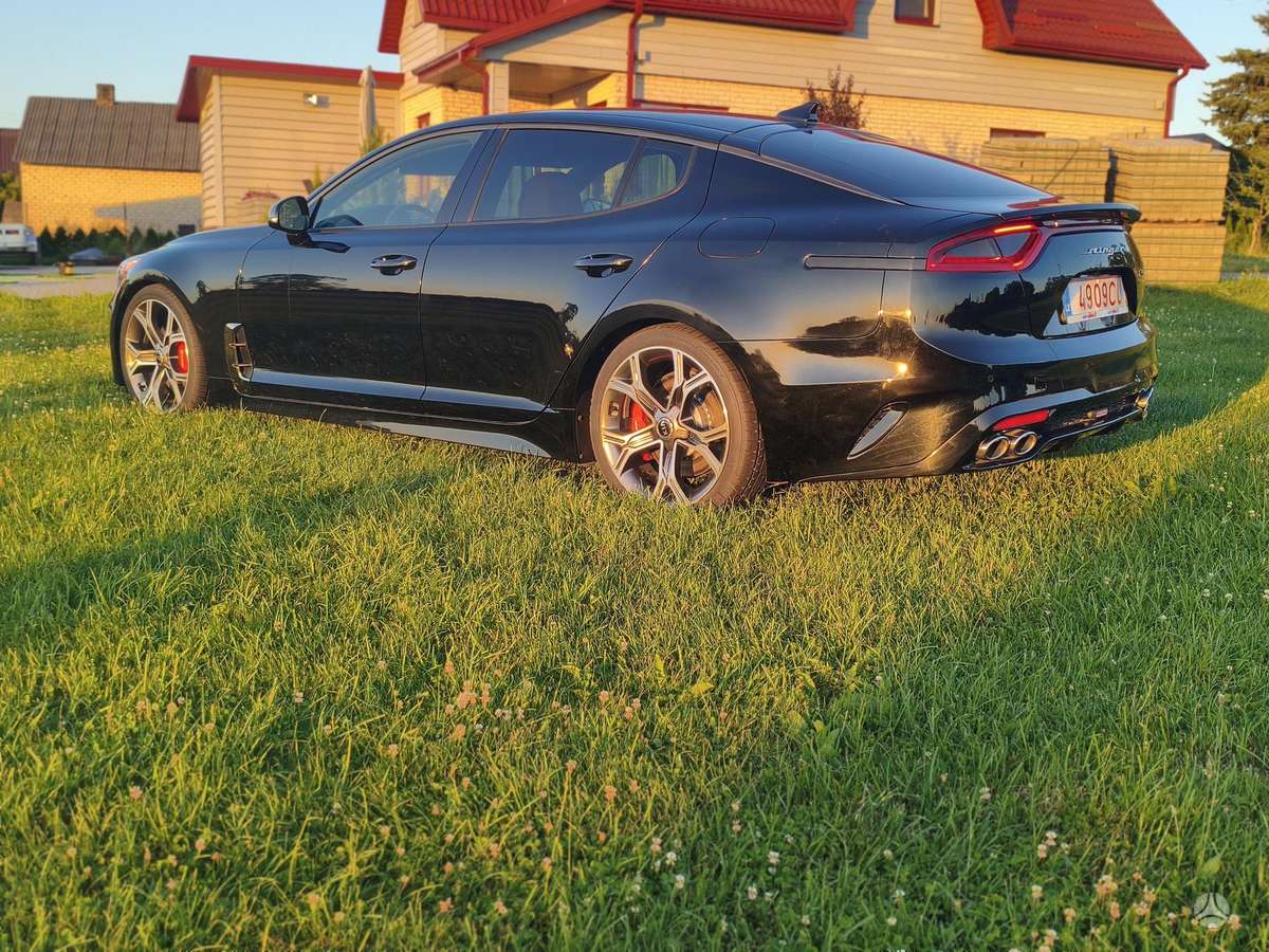 Kia Stinger, 3.3 l., hatchback