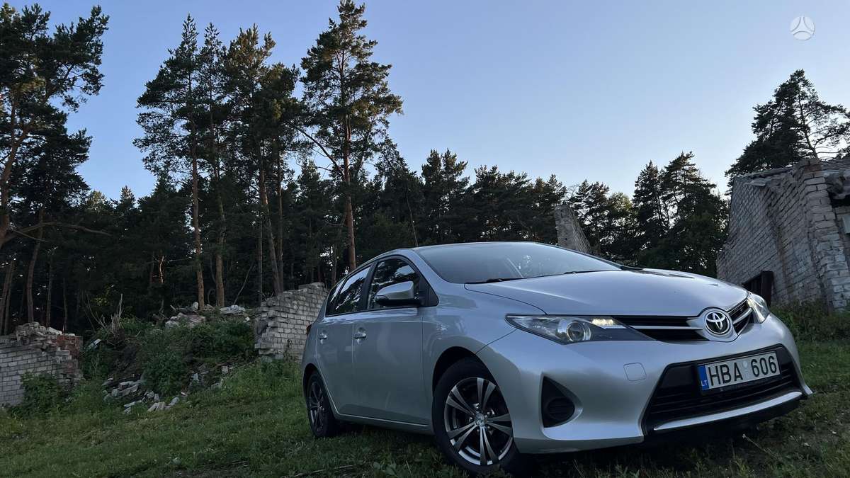 Toyota Auris, 1.3 l., hatchback
