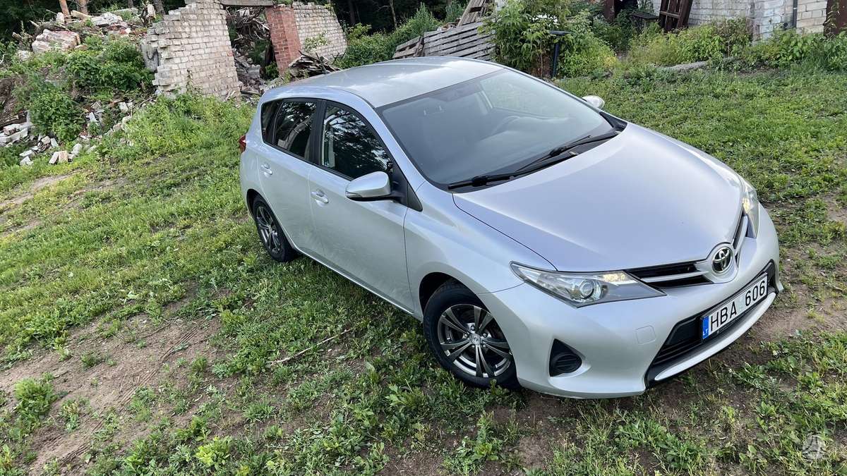 Toyota Auris, 1.3 l., hatchback