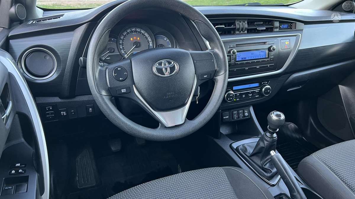 Toyota Auris, 1.3 l., hatchback