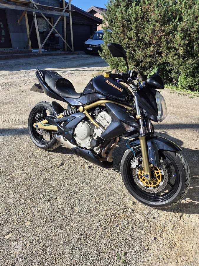 Kawasaki ER 649cc, street / classic