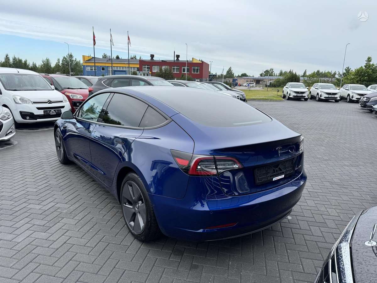 Tesla Model 3, 81 кВт·ч, Хэтчбек
