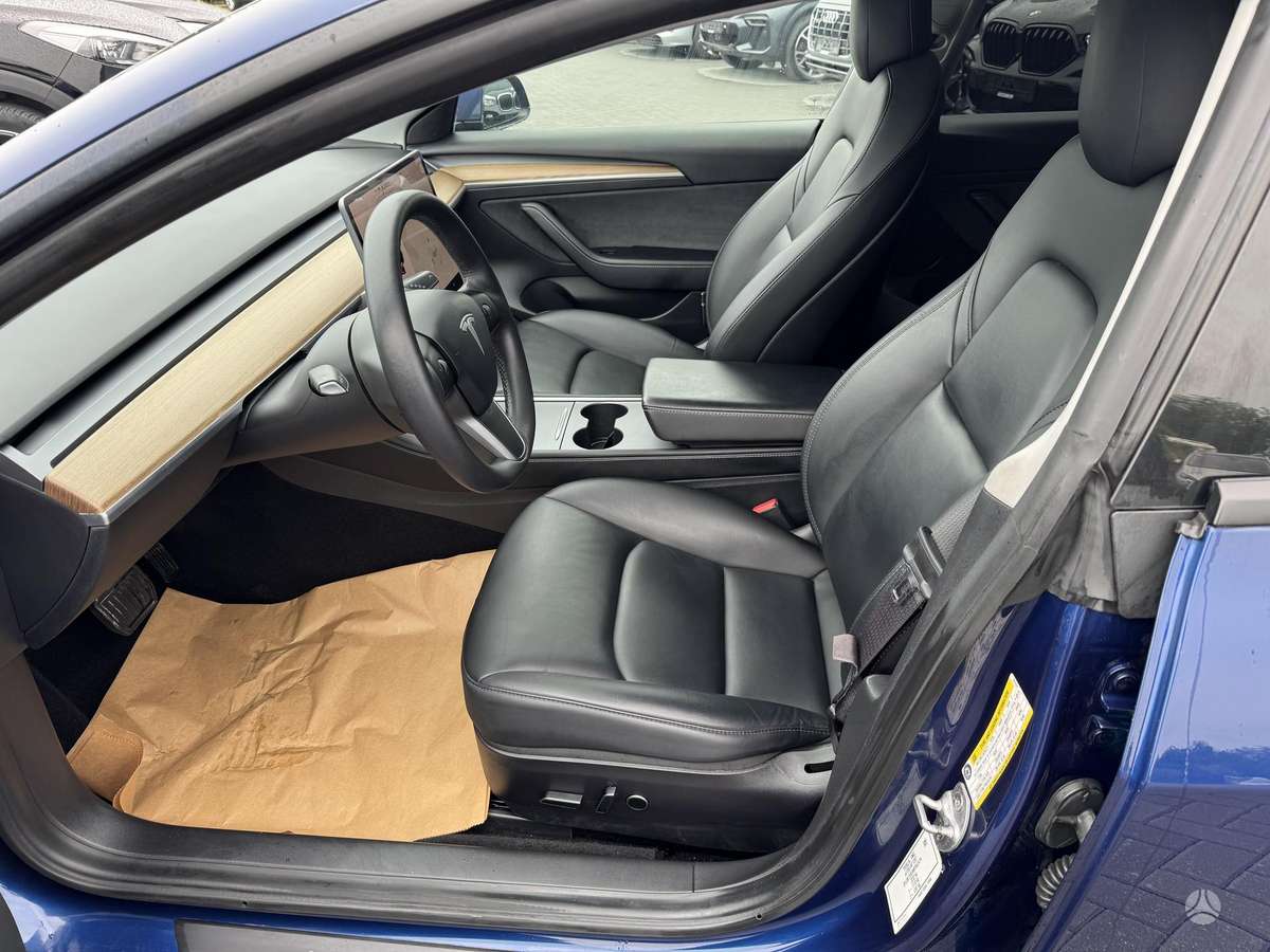 Tesla Model 3, 81 кВт·ч, Хэтчбек